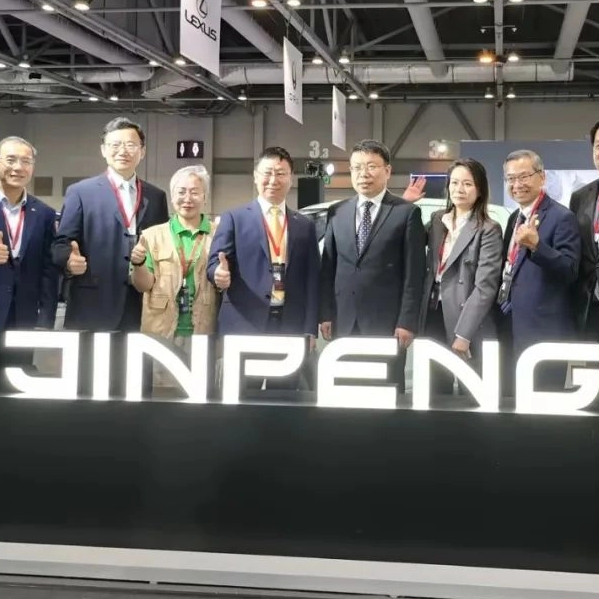 JinPeng Group est apparu à Hongkong International Automobile Expo